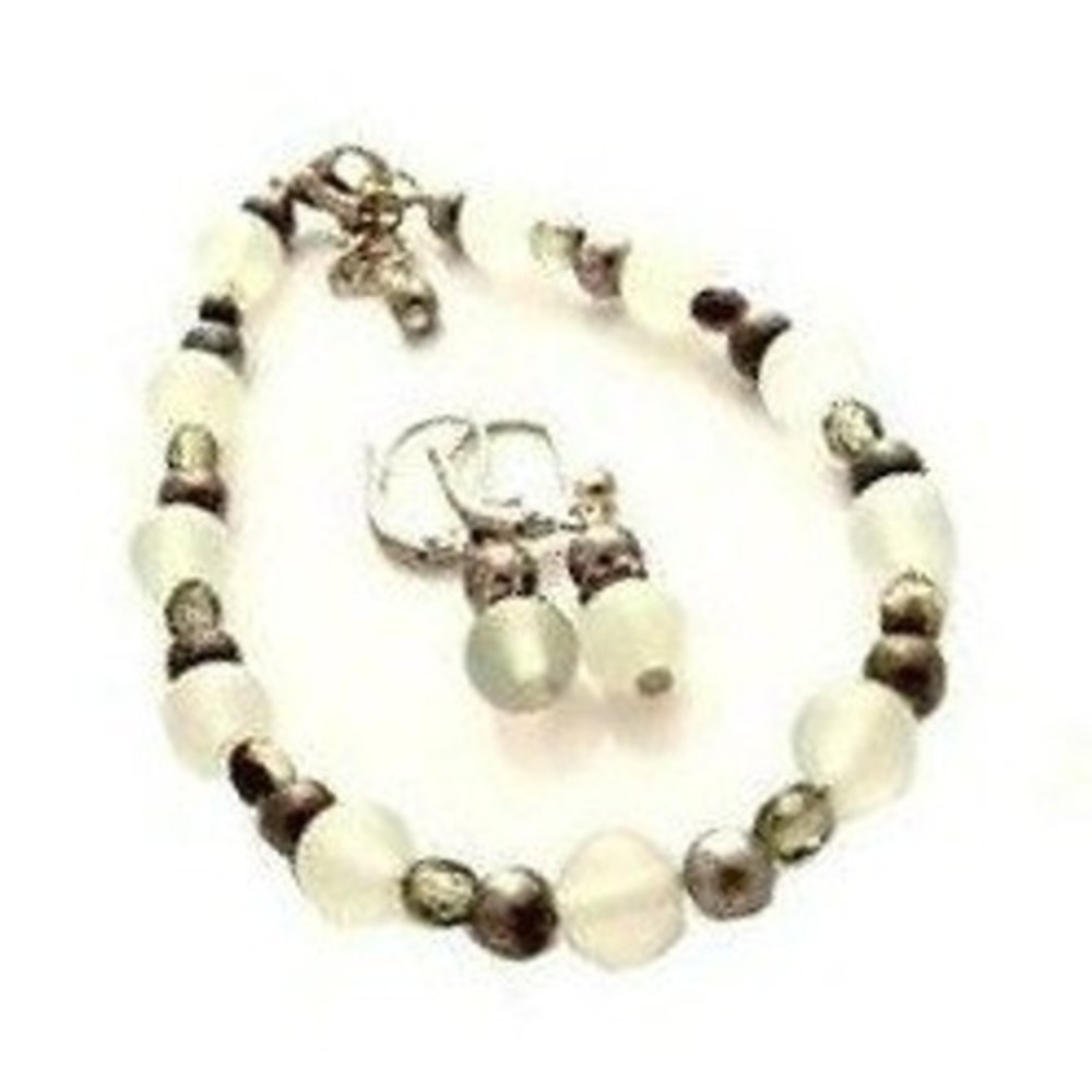 Pale Green Gemstone, Crystal, and Silver Plated Beaded Bracelet Earring Set‎